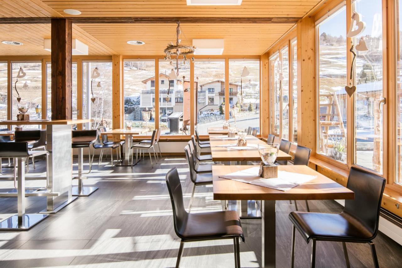 Hotel-Restaurant Ronalp 벌첸 외부 사진