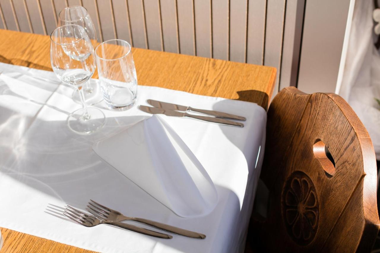 Hotel-Restaurant Ronalp 벌첸 외부 사진